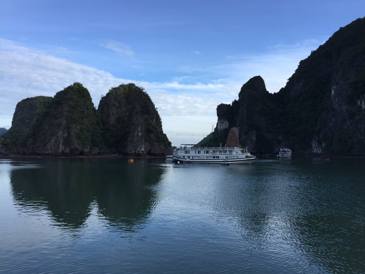 Drie dagen rondgevaren in Halong Bay. Supermooie omgeving, lekker eten met een groep leuke mensen. Daarna door naar Ninh Binh