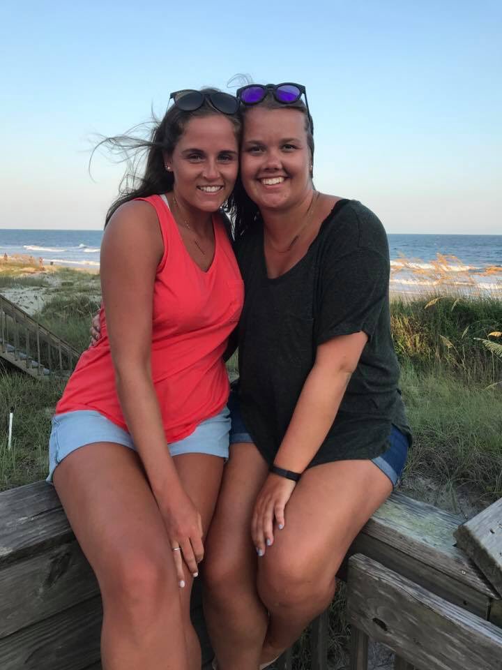 SAORecruitment's tweet photo. Move-in weekend is coming up and these sisters can't wait to live together this year! #WhySAOWednesday? Because you find your roomies ❤️ https://t.co/IcalOcBabn