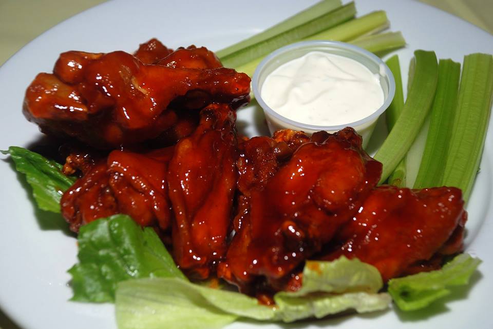 FILLMORES WINGS TO GET YOU THROUGH THE MID WEEK HUMP! #FillmoresTavern #BestWingsOfQueens #wings #queens #buffalo #bbq #queenseats