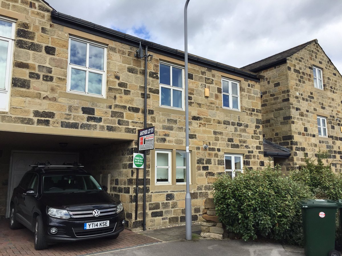 PurePropertyLet's tweet photo. Let to first viewer. We could have let it 5 times over. #Landlords . Let us let yours!!! #riddlesden 3 beds https://t.co/udJ8xjBDuw