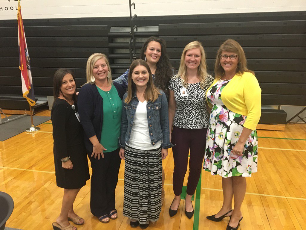 bp_mustangs's tweet photo. So excited to introduce our new staff at this mornings @NKCSchools Superintendent's Breakfast! @HeatherTateNKC https://t.co/vWj6ts2YQi