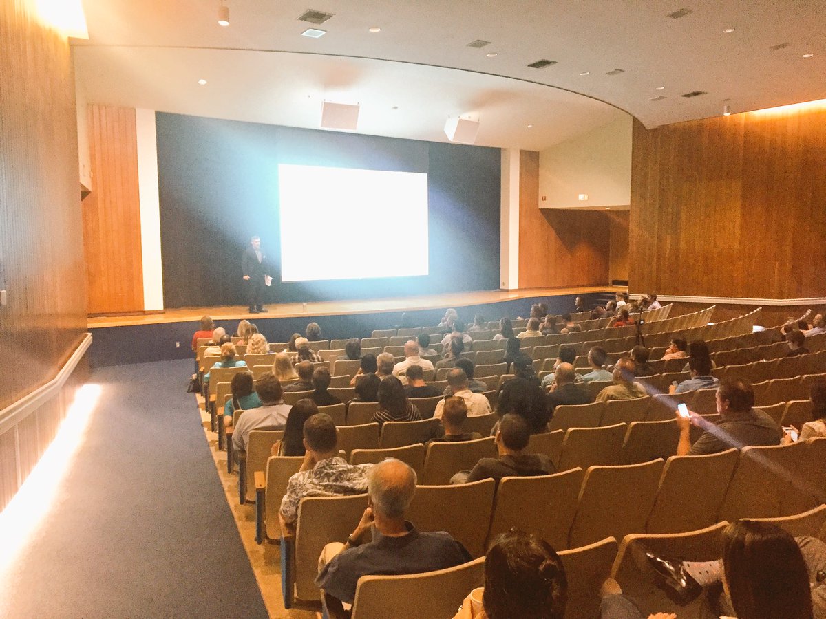 DevinDillon's tweet photo. Nick Nelson is the man. Thanks for the support dude ✌️@1MillionCupsSGF #1mcsgf @sgfmuseum #placemaking #yoda #community #building https://t.co/XOUjHEWzYt