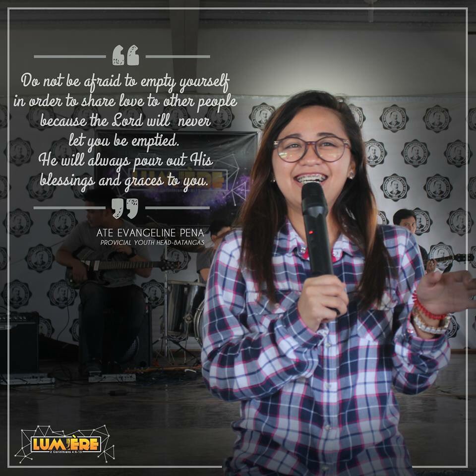 cfcyfcbatangas's tweet photo. Ate @ebbabels encourages us to let the Lord fill our hearts with love. #ProvLeadersRetreat #Lumiere #YFCBarako https://t.co/FfjWHuj7nZ