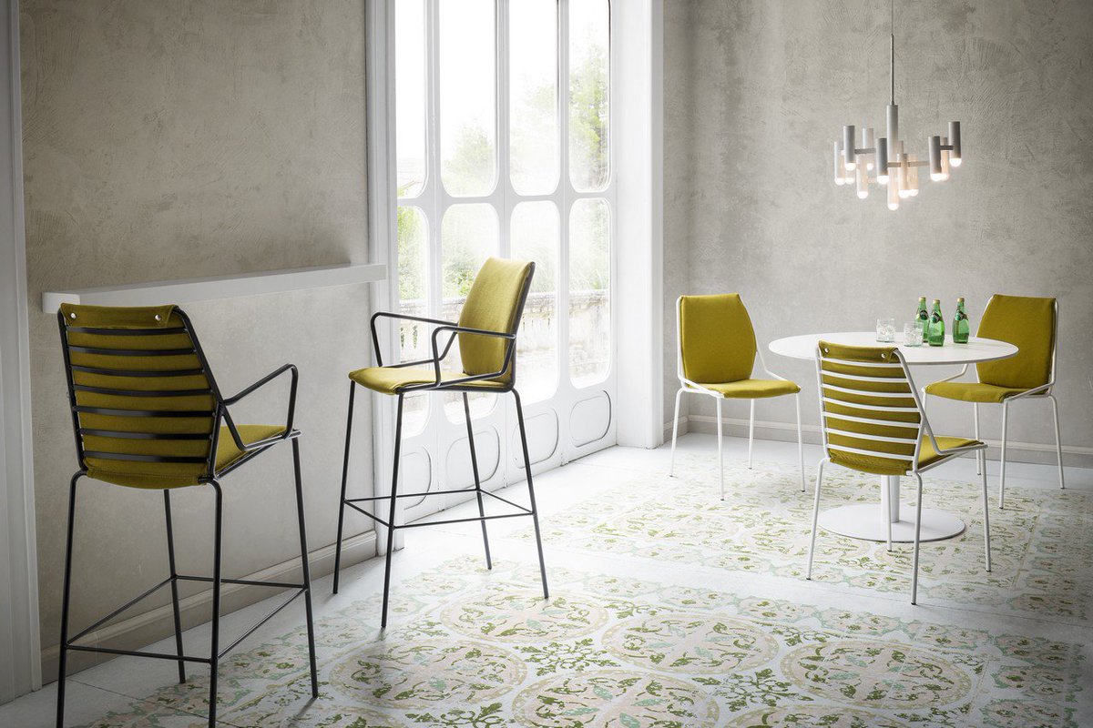 Gaber_Design's tweet photo. #Style #Indoor Metal side and armchairs that are iconic for a lightweight, yet elegant look. #linkcollection https://t.co/0mxn4JHLZC https://t.co/ozXKJuKI3v