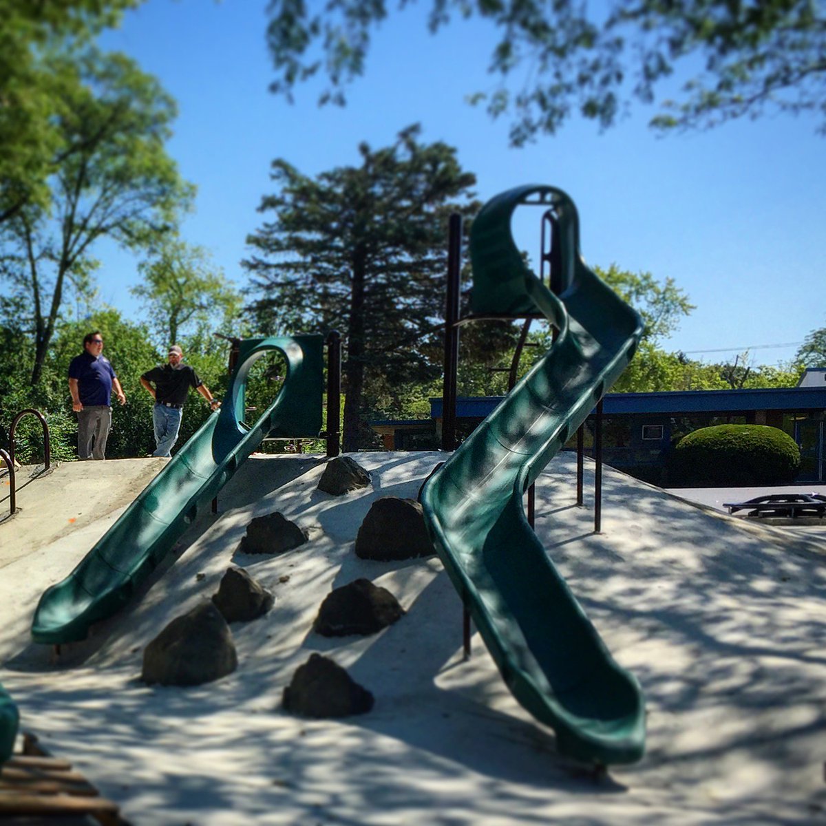 AltamanuInc's tweet photo. A little sneak peek at West Park for @GlencoeParks from yesterday. These slides are epic! https://t.co/nylc2OWUFI