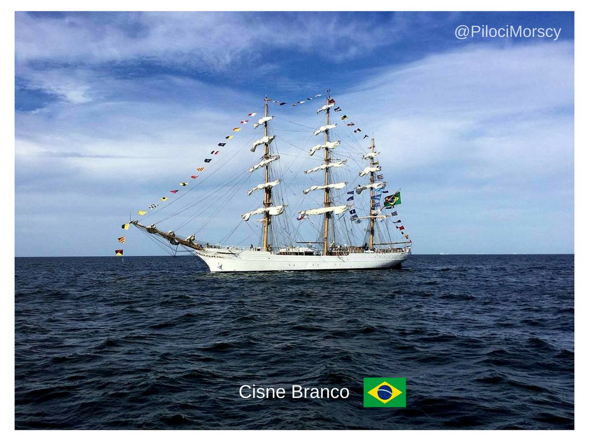 PilociMorscy's tweet photo. Paradę statków kończącą #TallShips prowadził żaglowiec #CisneBranco 🇧🇷 #ttsr #tolszipy #tsr2017 #balticsea https://t.co/snuR4y2iBT