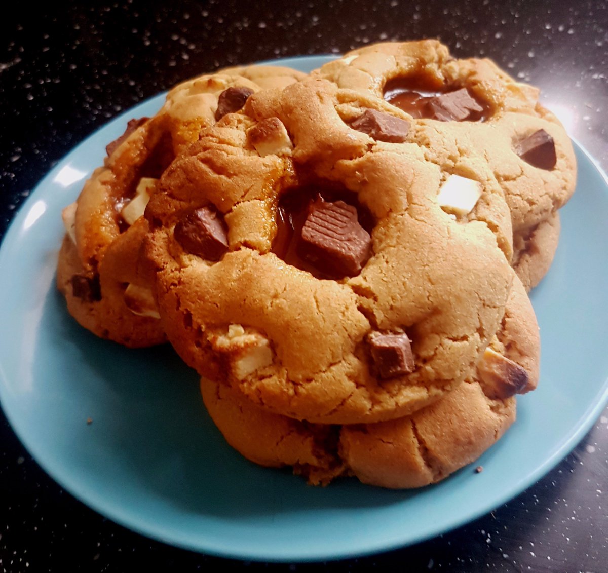 CJsCookies tweet picture