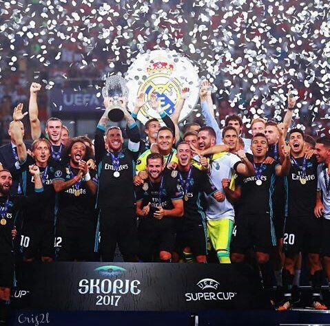 a_almutiri07's tweet photo. ريال مدريد لا يتزين بالالقاب .. بل الالقاب  هي اللتي تتزين بريال مدريد 😍👑💪
دائما وابدأ وف ككل وقت ❤
#هلا_مدريد 😍👑💪 https://t.co/Qs252O5ST9
