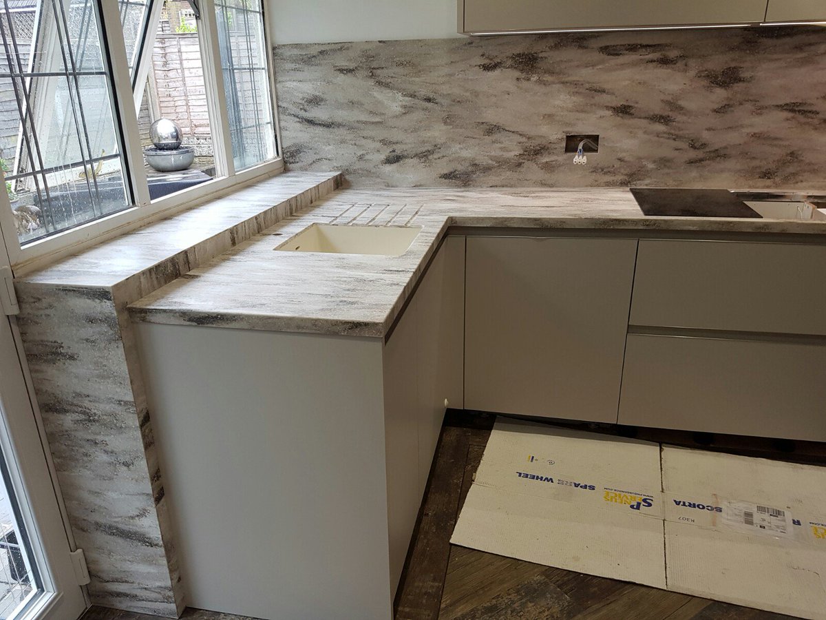 VHSurfaces's tweet photo. Another #corian installation in Great Barr , including wall cladding and up/into window cill. Worktops in Corian Hazelnut #Seamless 😲😲🧐 https://t.co/KtaX2sdqJ4