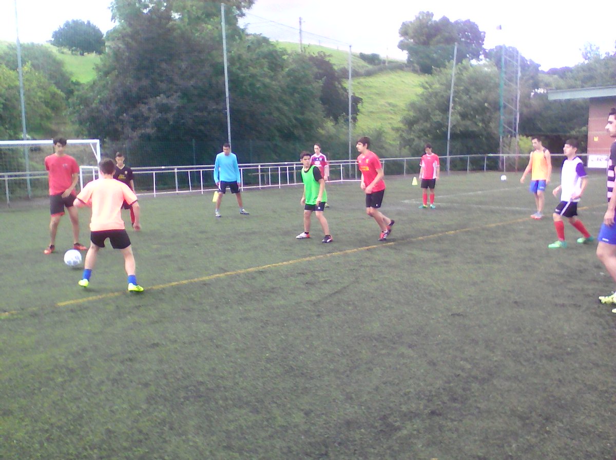 at_camocha's tweet photo. Entrenamiento matinal de nuestros chicos del juvenil https://t.co/JkUrEfg4x7