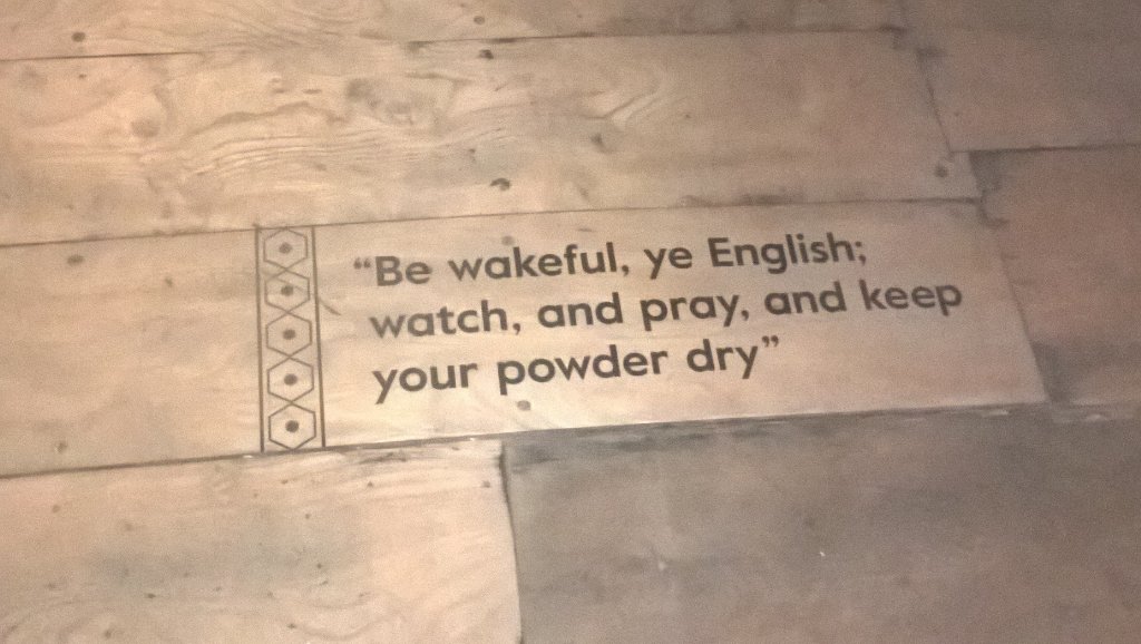 WorcesterTIC's tweet photo. The TIC team out and about #WorcestershireHour #TheCommandery Which side are you on ? #CivilWar #History https://t.co/kX6MSrjujp
