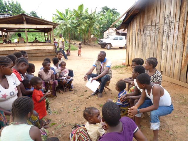 CongoUnfpa's tweet photo. #UNFPA aux côtés des  femmes autochtones du Congo pour un accouchement dans le respect et la dignité! #indigenousday https://t.co/FP8NXhfm4r https://t.co/UuIVlAMoVe