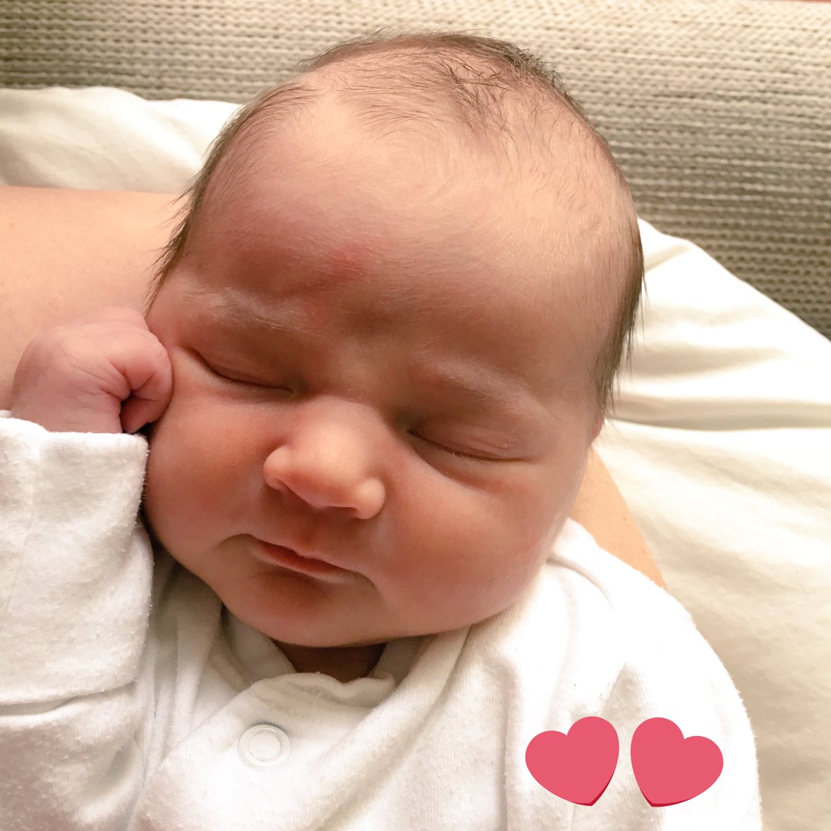gemma_hjerth's tweet photo. Here's my littlest, largest and newest project. Welcome to Aalin Maya Hjerth, born 5 Aug. #babylove ❤️❤️❤️ https://t.co/Gqp4GVxM87