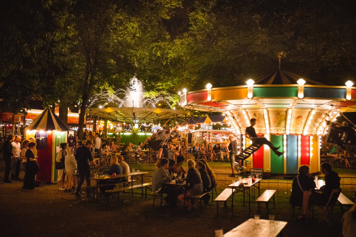 Parade in Amsterdam volledig op groene stroom ensoc.nl/nieuwsarchief/… <a href="/deparade/">Parade</a> <a href="/Locol_concepts/">Locol</a> <a href="/Alliander/">Alliander</a> @MauritsGroen #energietransitie