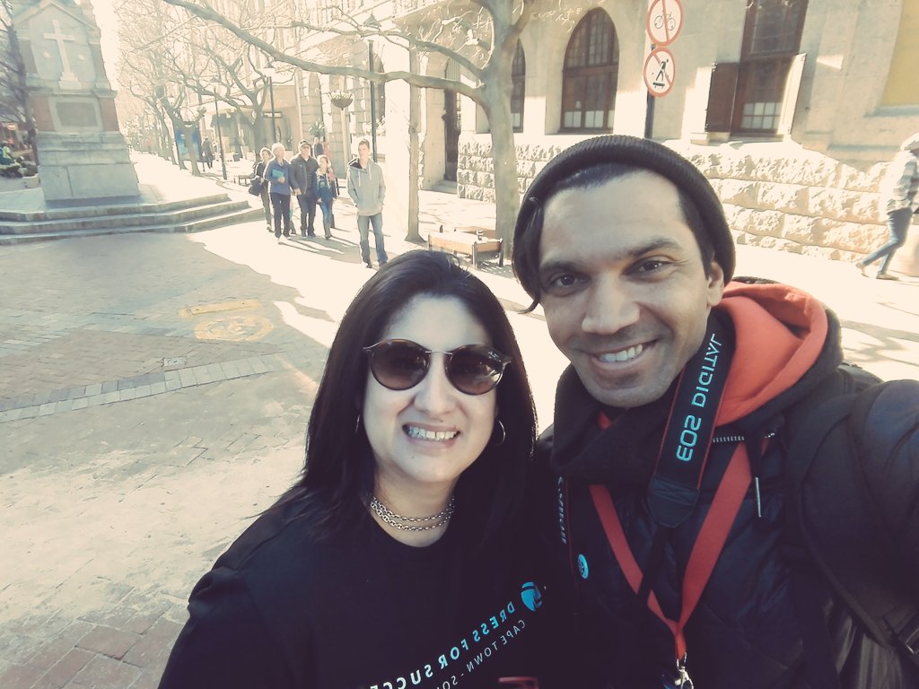 ImmediaSA's tweet photo. It's a privilege for us to show that #CAPETOWNCARES &amp; assist with initiatives like #DFSCAPETOWN this #WomensDay https://t.co/6ZkKJ0FFLw