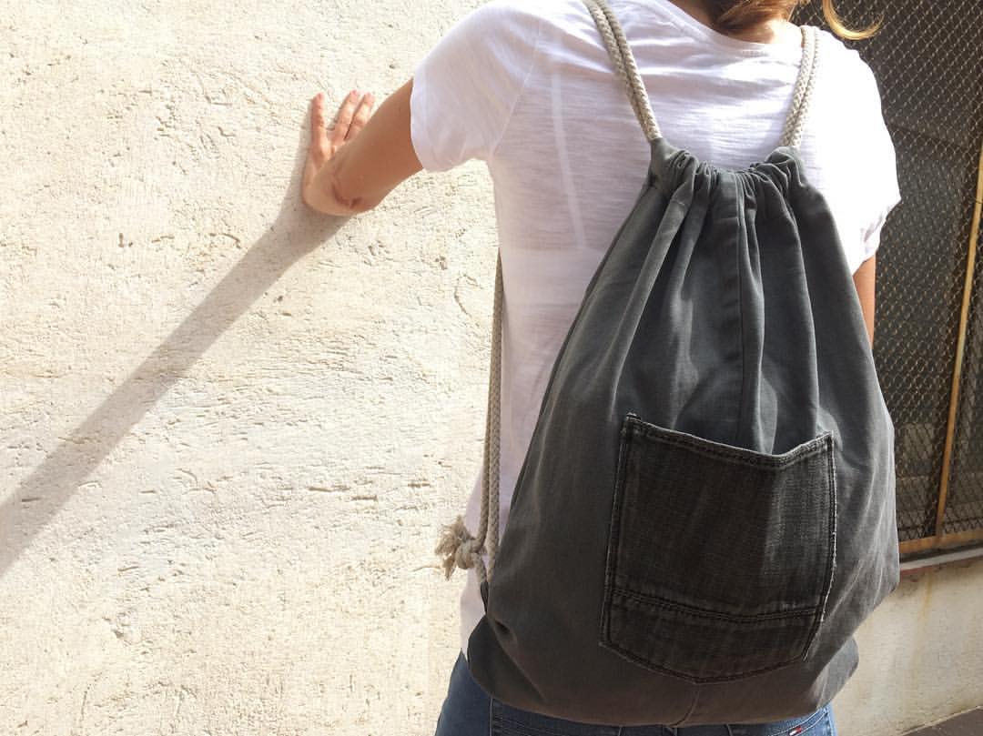 teprac1's tweet photo. En #7minuts coneixerem el projecte @bymyeco, productes i serveis mediambientals. Produeixen les bosses i complements #BackToEco https://t.co/fGq10200x1