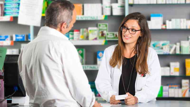 Italia ‘destrona’ a Siria en homologación de títulos de #Farmacia  iberoeconomia.es/mir/italia-sir… <a href="/FirMeApp/">FirMeApp</a> <a href="/AcademiaFIR/">AcademiaFIR</a> <a href="/Farmaceutico_es/">El Farmacéutico Independiente</a> <a href="/CACOF_/">CACOF</a>