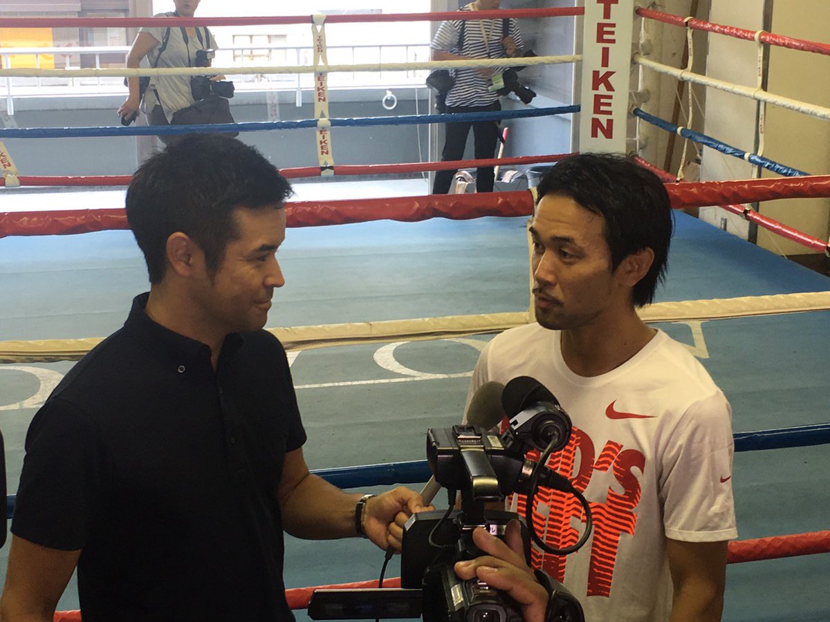 News Zero 今夜のｚｅｒｏスポーツは ボクシング山中慎介選手をラルフキャスターが取材 日本記録１３連続防衛をかけた 試合まであと５日 公開練習を行った山中選手を撮影していた まさかの人物とは