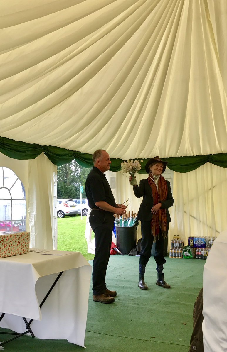 We are delighted to name one of this year's new sweet pea varieties Lady Salisbury and present it to the lady herself today.