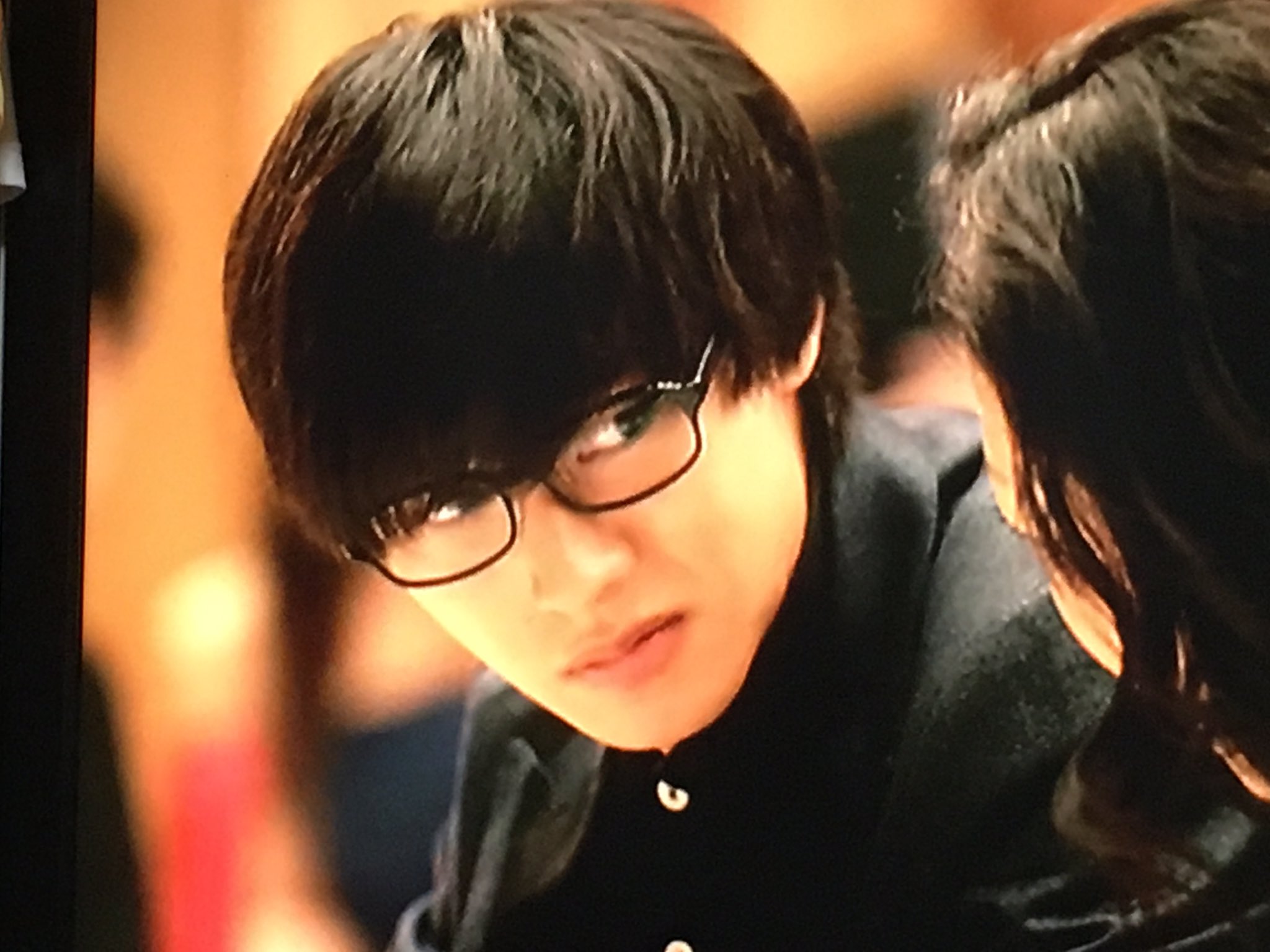 Twitter 上的 あこ 魚民 山崎賢人大好きな次女と 四月は君の嘘 Dvd見てたら一郎さんみたいな山崎賢人君発見 街歩いてても黒メガネが似合う人つい二度見しちゃったり 一郎さんの影響力大 T Co Blzeoh5dpc Twitter