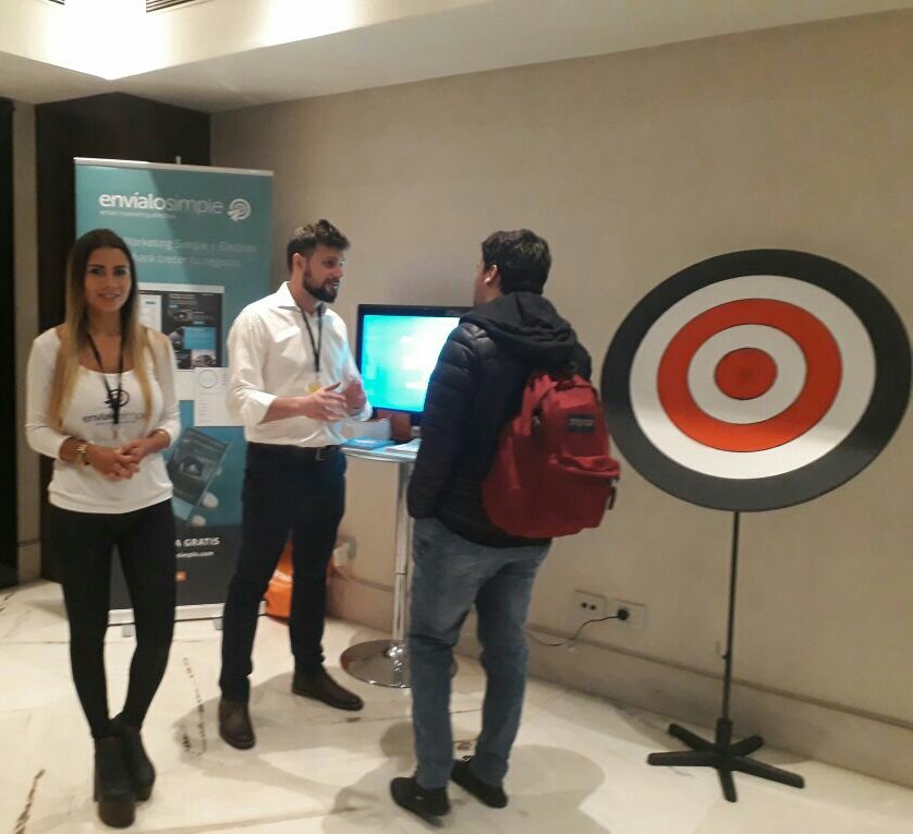 DonWebOficial's tweet photo. ¡Ya estamos en #SEOday! Te esperamos en nuestro stand de #EnvialoSimple. 
#EmailMarketing #Sorteos #Sorpresas https://t.co/byyidWDcuS