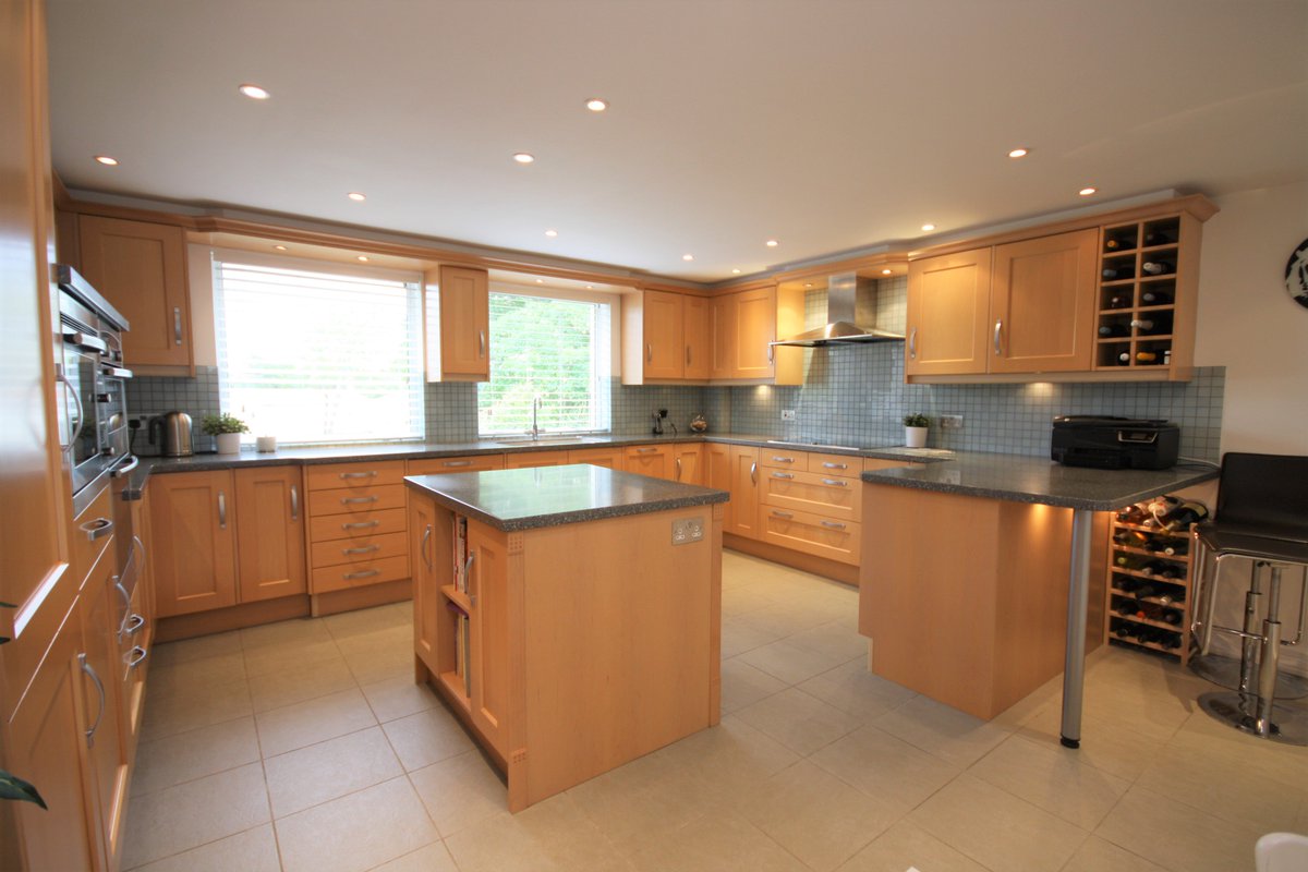 Denisons's tweet photo. Luxury Waterside Home - Christchurch - £1,250,000
Immaculately presented home, with it's own 9m Mooring
Call 01202 484748 for more info https://t.co/13cqUDpz4K