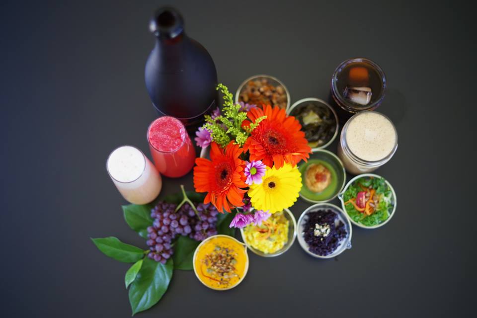 CorinthHouse's tweet photo. Tickets now available for our @eatfeastly #brunch https://t.co/9XzhT892mk
#plantbased #laevent #PopUp #vegan #bottomlessmimosas #finedining https://t.co/4W0NSySHWD