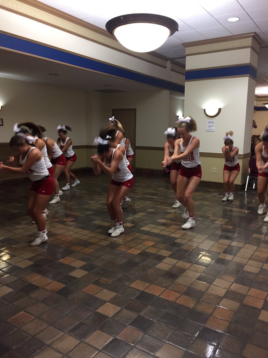 UCAJake's tweet photo. Teams getting ready for Day 3! #SGSIII #SoMuchToLove about the morning warmup! 💙💛 https://t.co/AklmhiQLYP