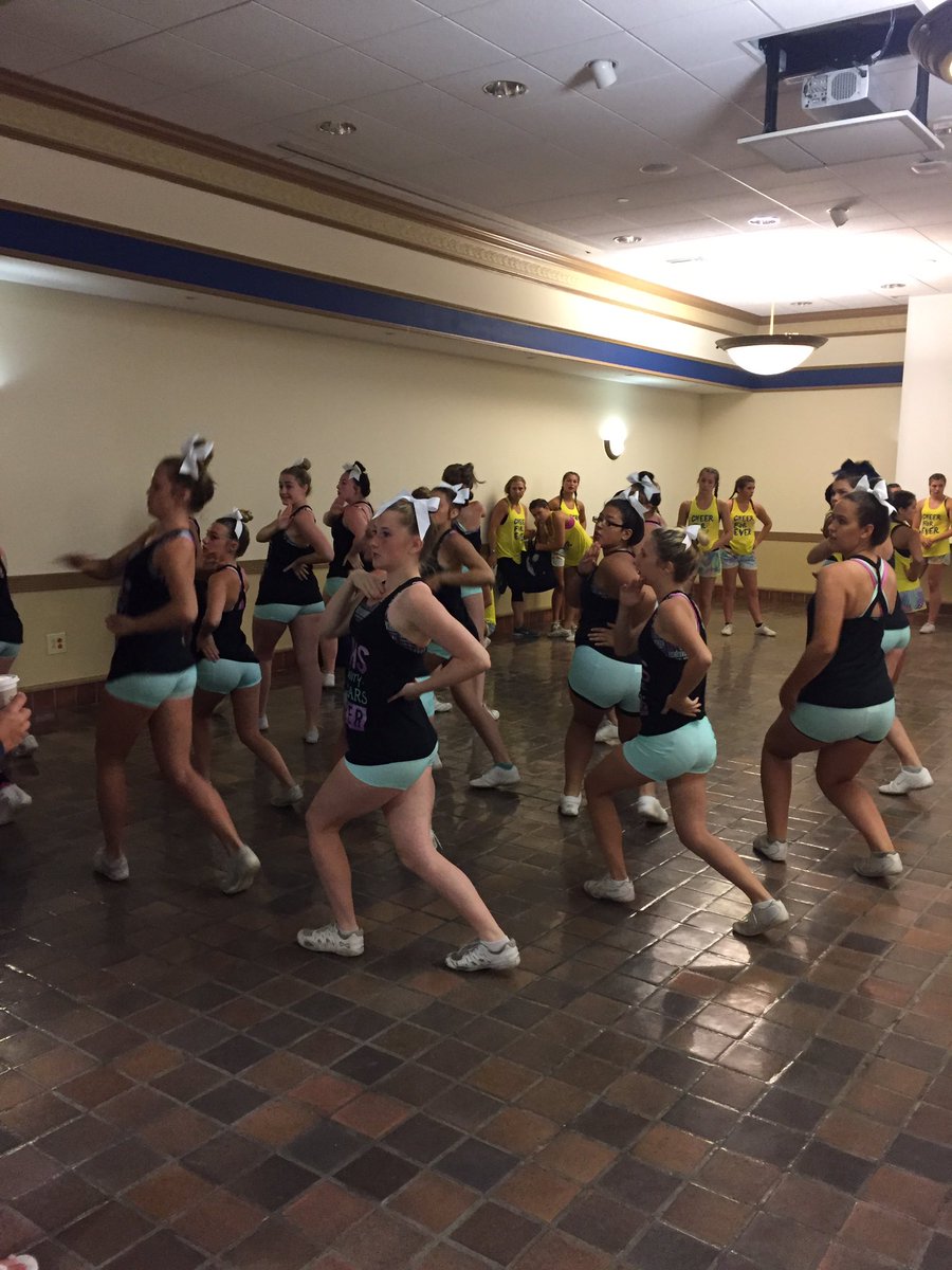UCAJake's tweet photo. Teams getting ready for Day 3! #SGSIII #SoMuchToLove about the morning warmup! 💙💛 https://t.co/AklmhiQLYP