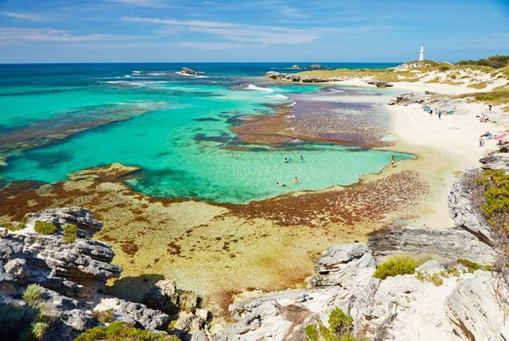 Bestjobers's tweet photo. VITE @Australia @BuzzFeed lancent 1 concours plutôt sympa pr gagner 1 voyage de 3 mois en #Australie!#TheMateShip https://t.co/jxvi2FnLR7. https://t.co/NZ6klznepN