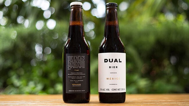 EmbaMexAle's tweet photo. Durante el #AñoDual #MXDE se llevó a cabo la 1a cooperación entre 2 países para elaborar una #cerveza. El resultado: la #CervezaDual https://t.co/T0L8SNzQzU