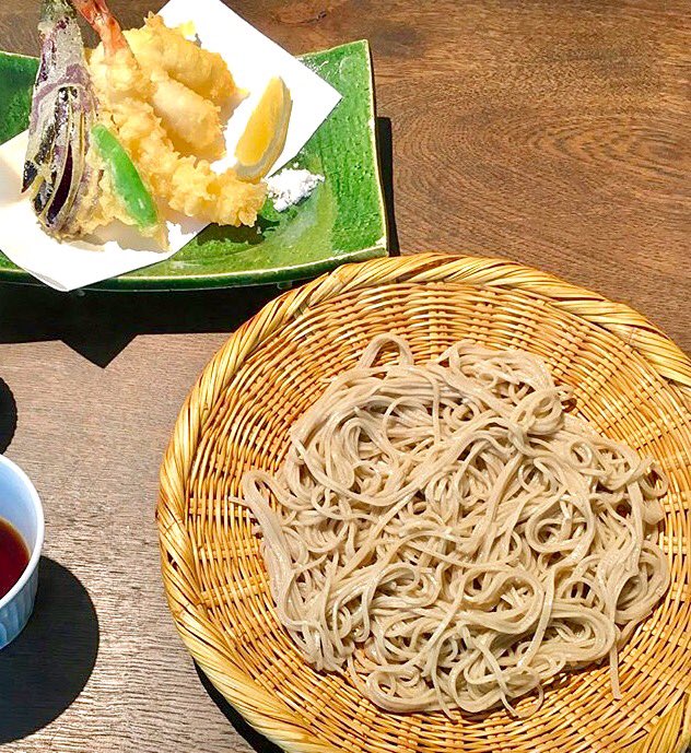 デイバイデイ 今日 リクルート3人で都内にて食事してきましたー 蕎麦屋 雷庵 に行ってきました 美味しかったです スタッフを知る 人事 市川明希子 ヘアドゥ千葉店 金山義紀 キッカ千葉店 石井翔子 蕎麦 雷庵