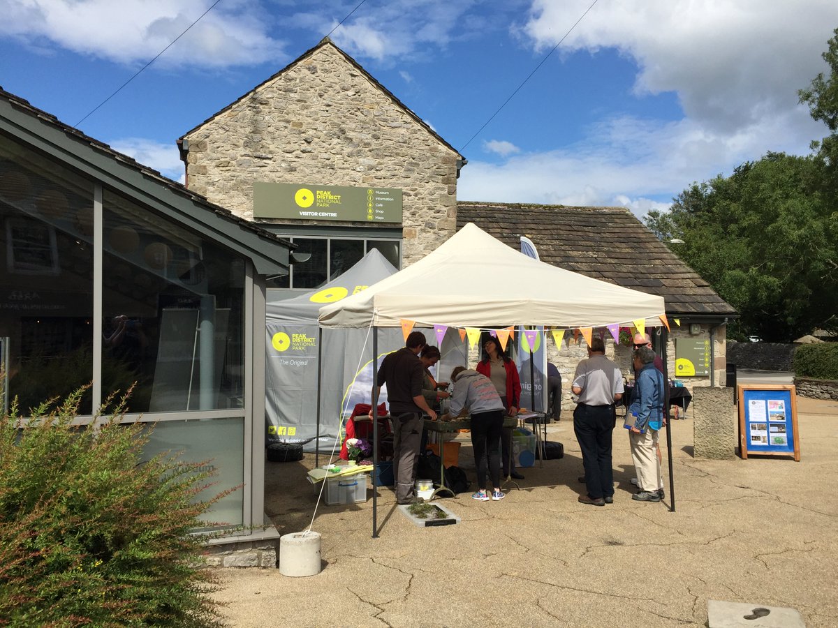 peakdistrict's tweet photo. #CastletonLIVE The sun is out and the family activities are in full swing... https://t.co/kEVnDsHKwP