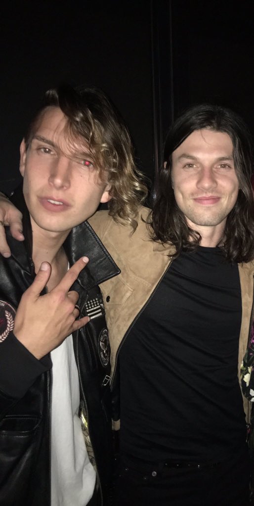 hunnapjm's tweet photo. i'll never shut up about this photo https://t.co/nZ80IQePm5