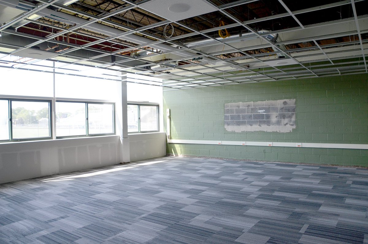 Berkley Schools Mi On Twitter Classrooms At Burton Rogers Ams