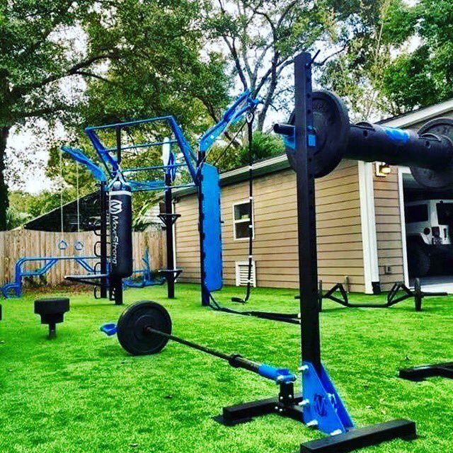 fitfasttrainers's tweet photo. Paradise. Tag someone who would love this backyard 😍#outdoorstraining #fitnessmotivation #londonpersonaltrainer #fitfasttrainers #stayfit https://t.co/Dol1jpb1Io