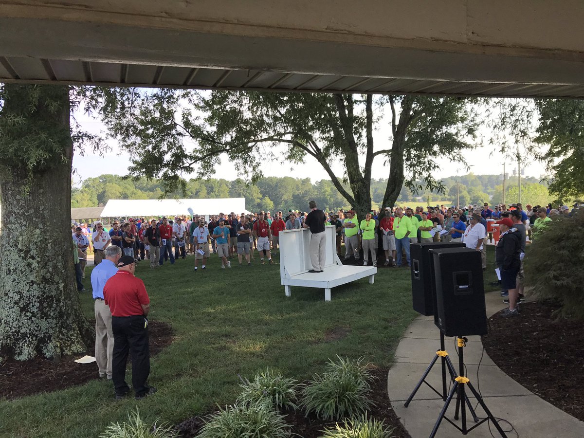 Dr. Lommel, <a href="/NCStateNCARS/">NCARS at NC State</a> Director of Research, addresses the ~800 crowd at 2017 Turf Field Day @NCSUTurfgrass