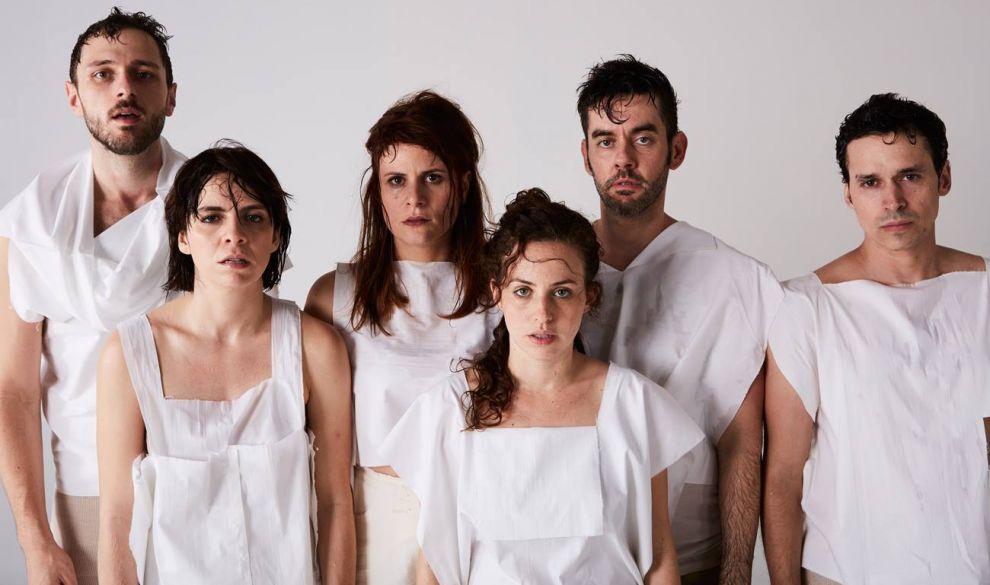 amoteatrocombr's tweet photo. Na seção "Nós Amamos" do AmoTeatro: "Chorume". Texto e direção de Vinícius Calderoni. Confira as últimas sessões! https://t.co/FoxN5MEVyE https://t.co/AVUCTqeNUp