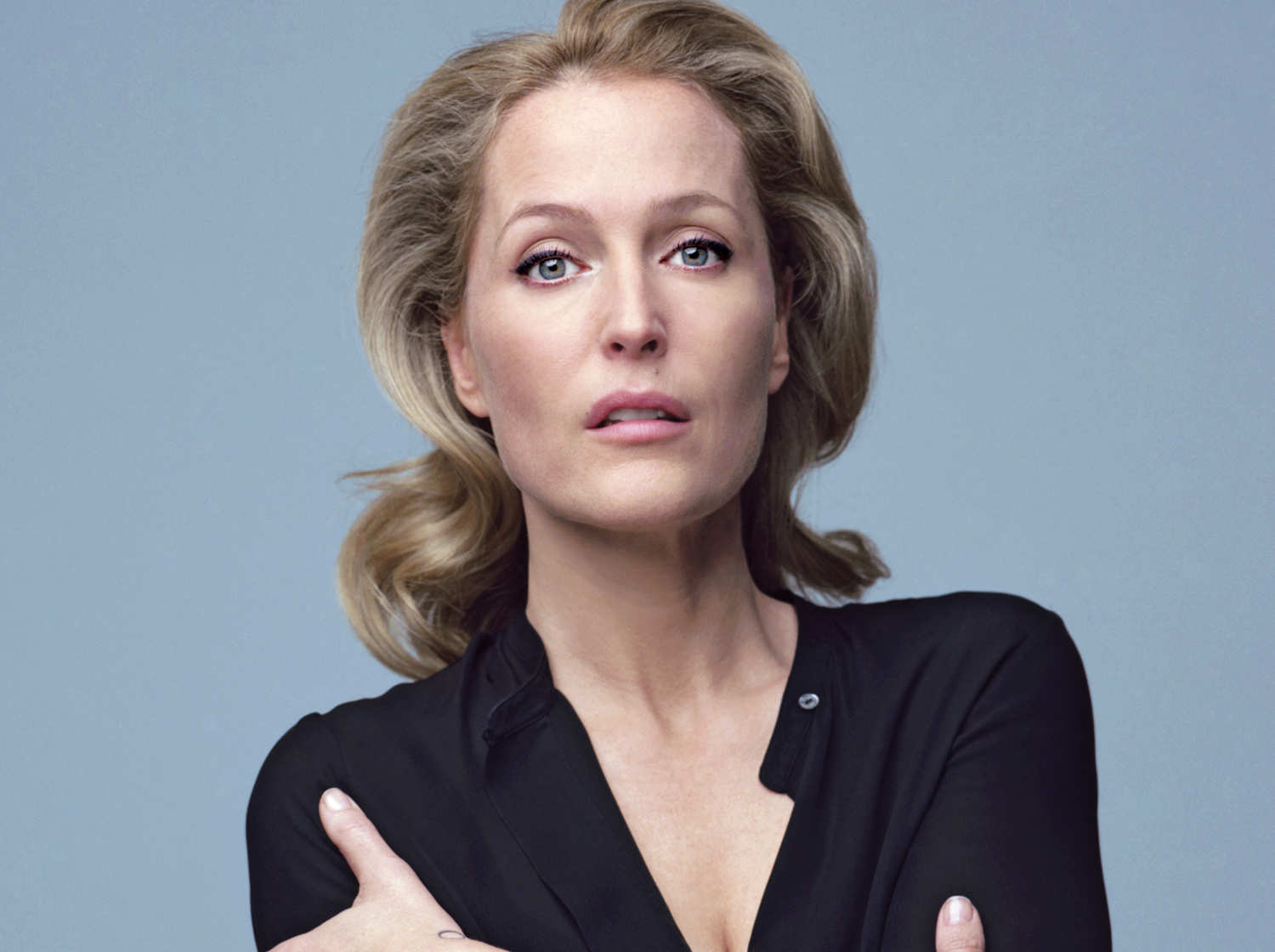 Happy birthday to the awesomely awesome Gillian Anderson! 