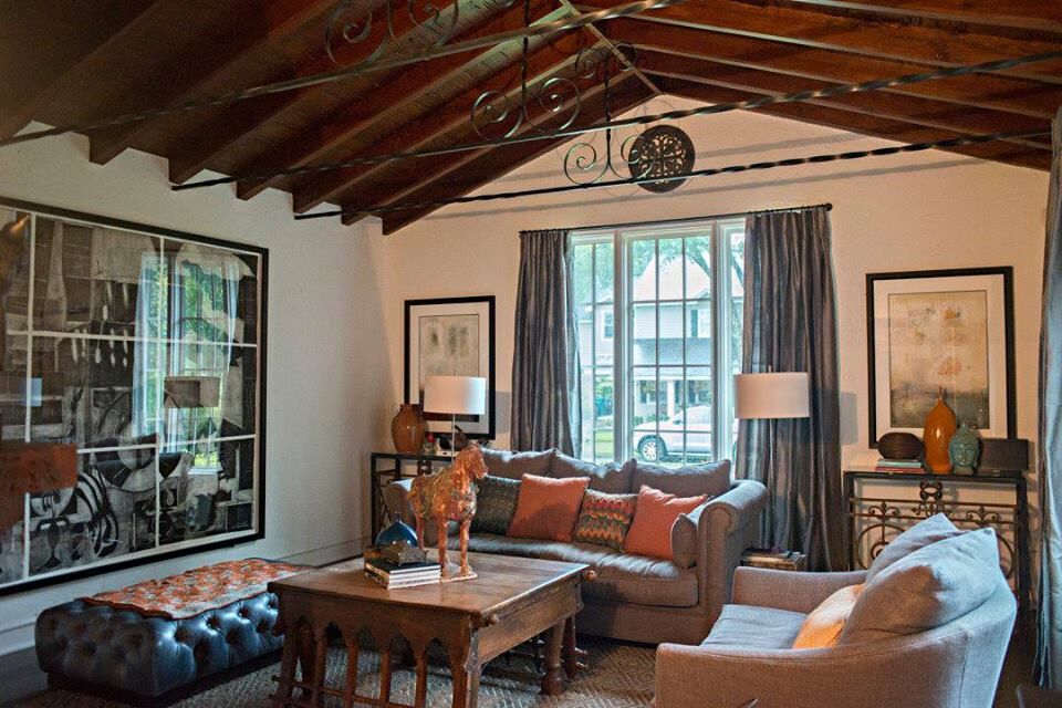 WolfeRizor's tweet photo. Richly layered living room reflects our clientβs world travels. #wrid https://t.co/CYhYip6Ufx
