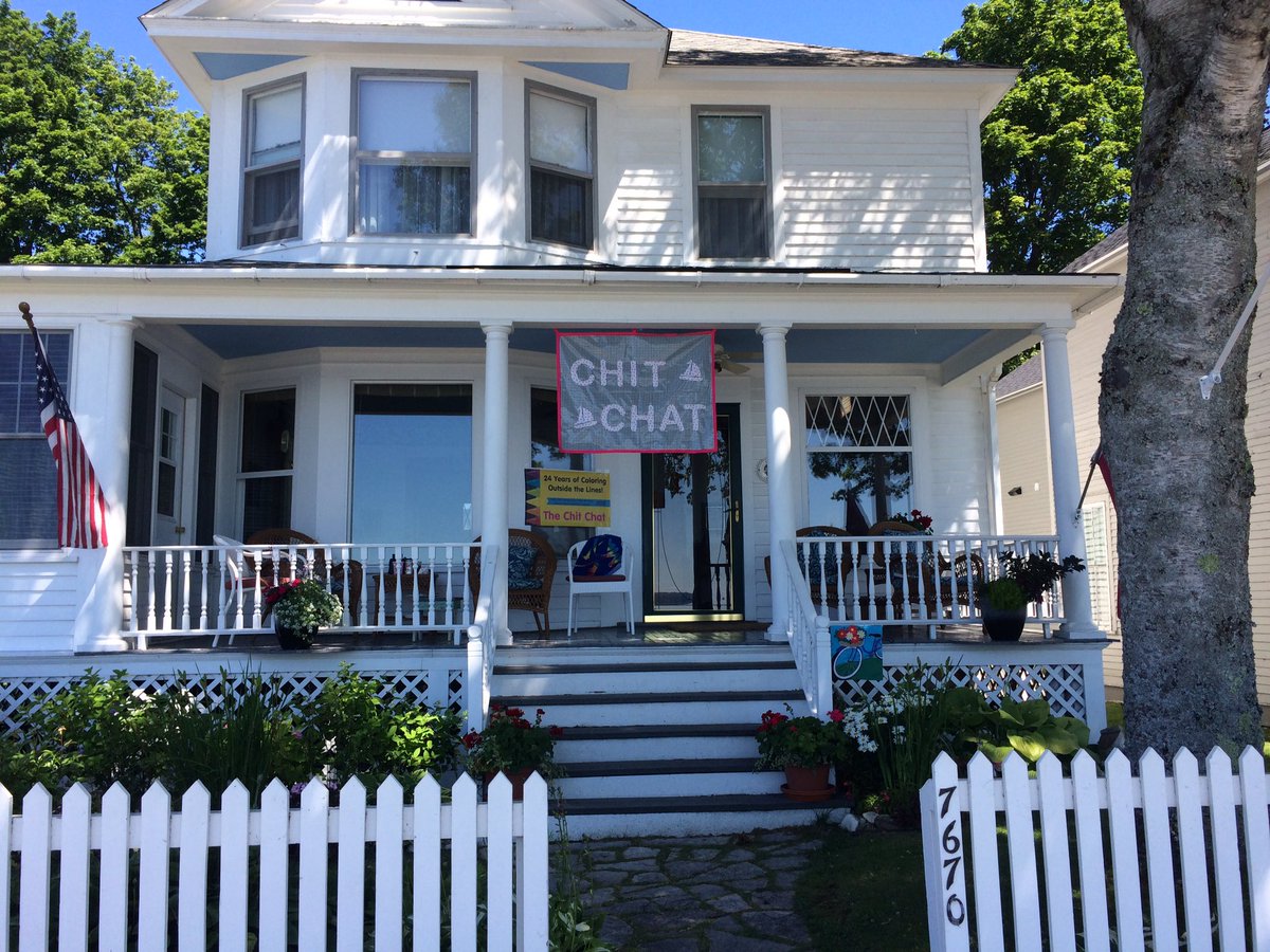 ChitChatSailing's tweet photo. @mackinacisle Front porch of Cable Cottage (aka Chit Chat HQ) on Main Street #MakeitMackinac #BookLoversDay ❤️ https://t.co/ovaabDi4ff