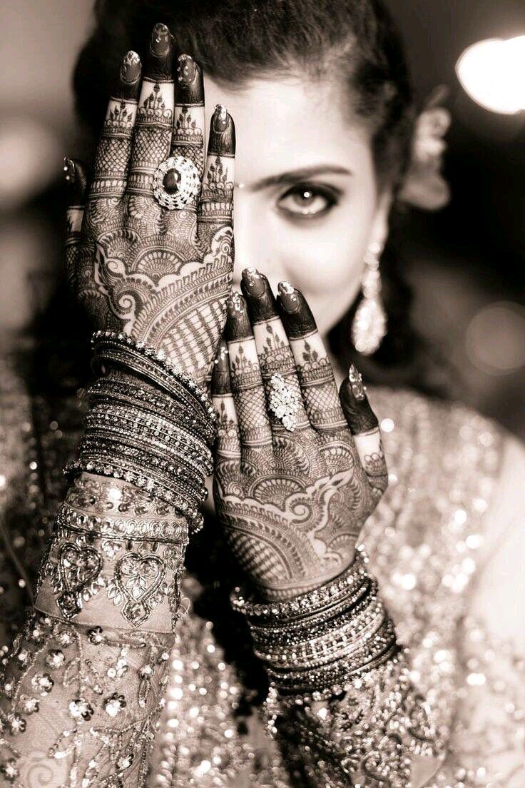 Kash
Wo hamare paas ho
Aur hum unse kahe
I LOVE YOU