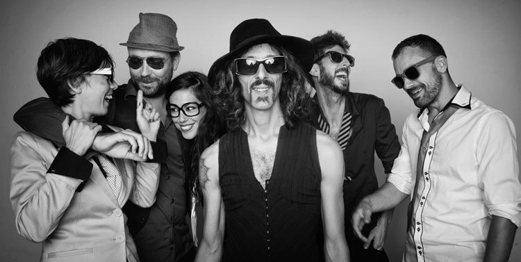 ConciertosenGra's tweet photo. Soul ácido, groove bailongo y funky desenfrenado, este fin de semana en el nuevo Sexy Funk&amp;Soul Fest en Almuñécar
https://t.co/sxePdhZA49 https://t.co/esTTg0YfOC