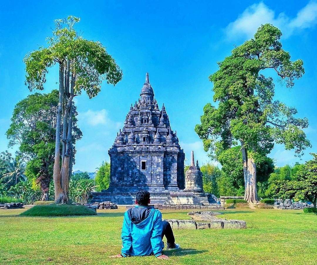 Selain candi Prambanan, Klaten juga memiliki candi menarik lainnya. Salah satunya candi Sojiwan
#genpisoloraya <a href="/GenPIJateng/">GenPIJateng</a>