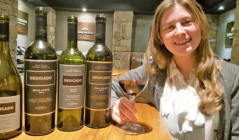 <a href="/FincaFlichmanOK/">Finca Flichman</a> renueva su línea de vinos Dedicado @SofiiCava <a href="/GerBerraWine/">Ger Berra</a> caminosdelvino.com/finca-flichman…