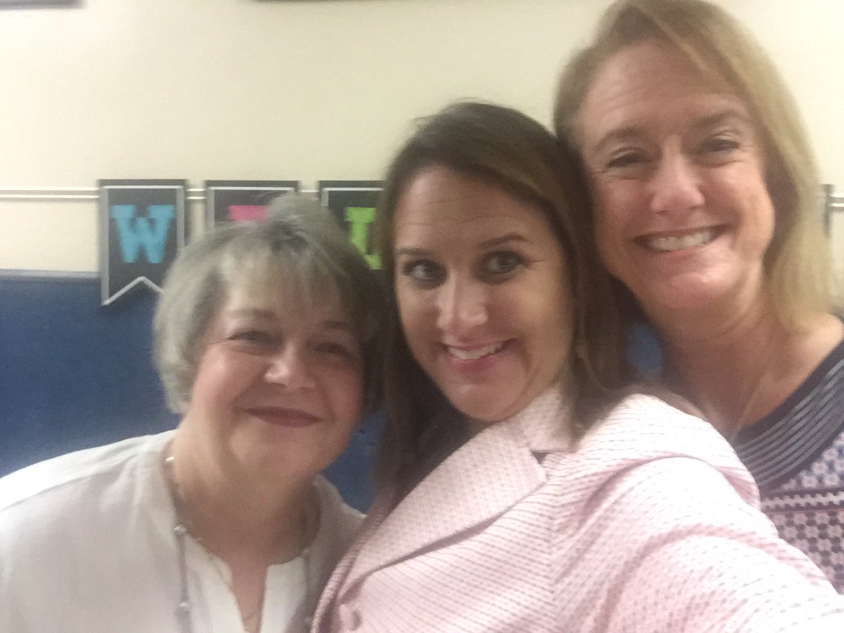 teachtx77702's tweet photo. #meettheteacher #wearetheteachers #stanne2017 https://t.co/zPz1QYzubs