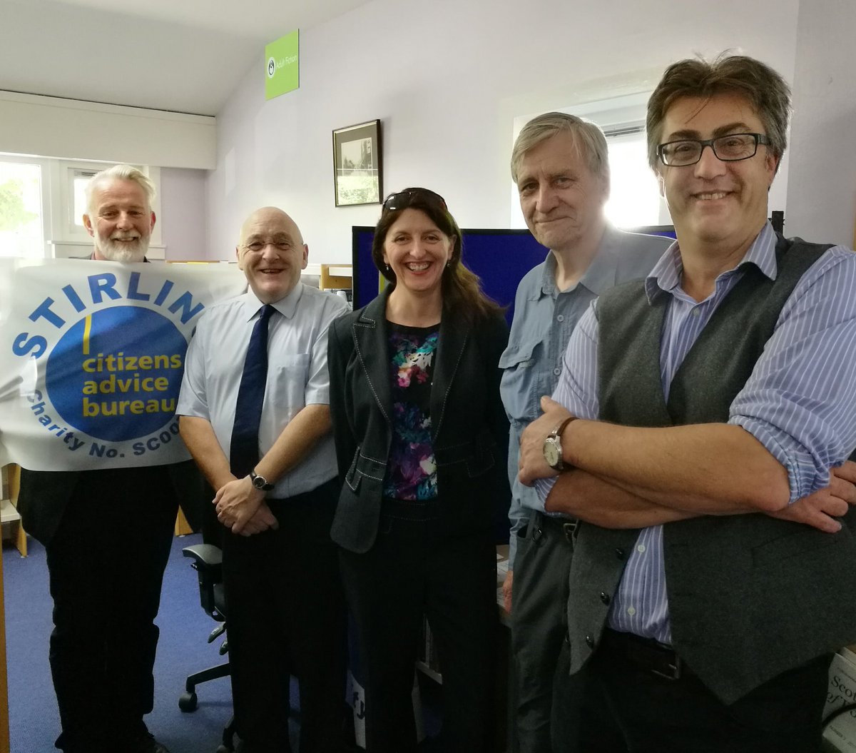 StirlingLibs's tweet photo. Sunshine today for launch of #CABJobClub at #CallanderLibrary @StirlingCAB @StirlingCouncil #librariesmatter #digitalskills #employability https://t.co/wLuDUvcTeG