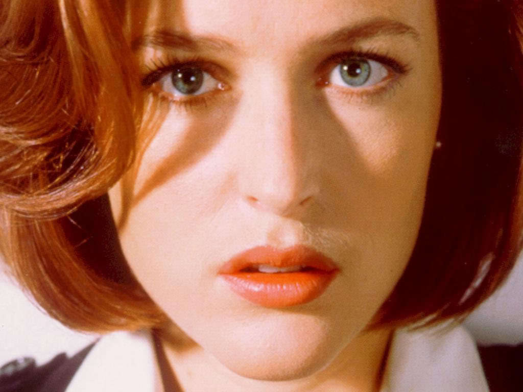 Happy birthday, Gillian Anderson! 