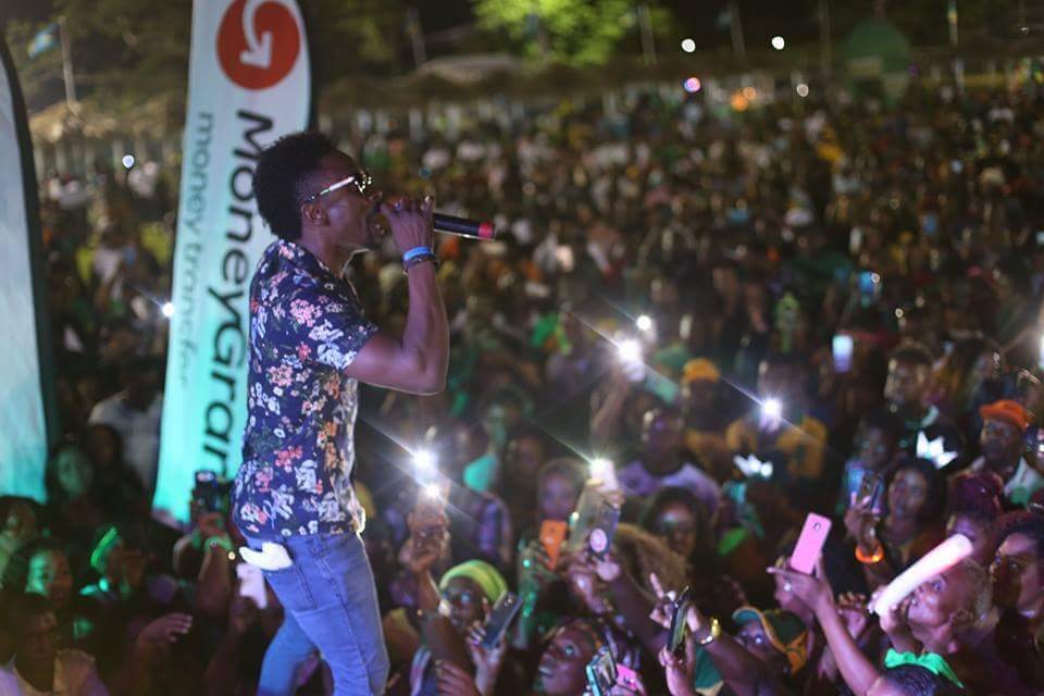 BTC242's tweet photo. Jamaica Family Fest was 🔥🔥🔥 

The crowd was hype &amp; the music was right!

#LimitlessSummer #ProudSponsor 📷 @Timmaaay_ https://t.co/ioQhZj2PlJ