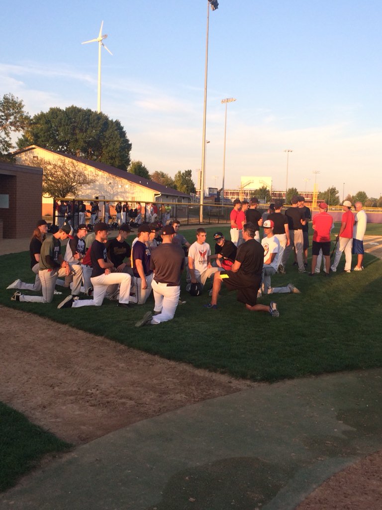 IowaSticks's tweet photo. Exciting time of year, first fall practice last night! Lot of talent! #development #Grind  #becommittedgetcommitted https://t.co/afo2hXpUlc